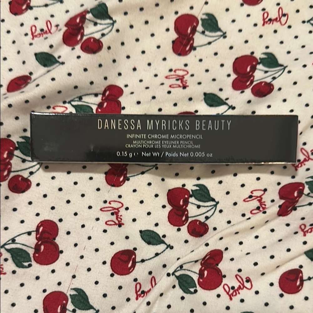 Danessa Myricks Beauty Infinite Chrome Micro Pencil - Black